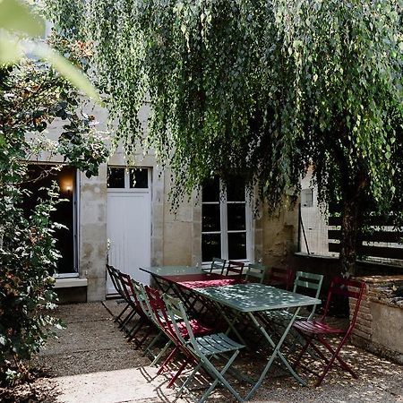 Maison Madeleine La Fleche Bagian luar foto